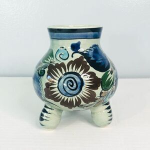 Hand painted tonala signed Mexican folk art 3 footed vase crazing